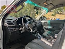 ميتسوبيشي L200